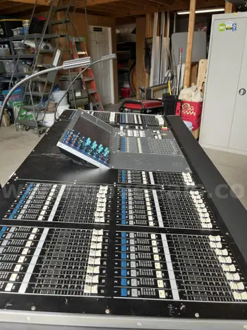 Yamaha M7CL-48 Digital Mixer