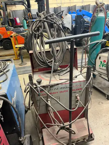Century Five Star Welder