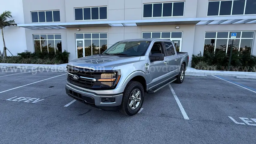 2025 Ford F-150 XLT 4X4 Supercrew Cab