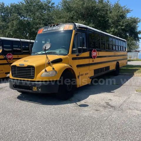 2007 Freightliner B2 Bus Chassis #06