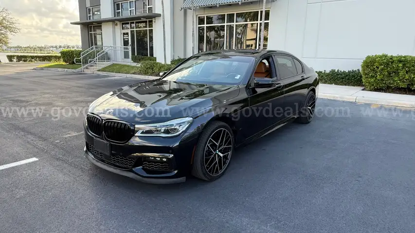2018 BMW 7-Series 750i xDrive M-Sport