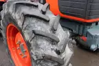 Kubota M8580 Farm tractor 4 x 4 (Mint condition)
