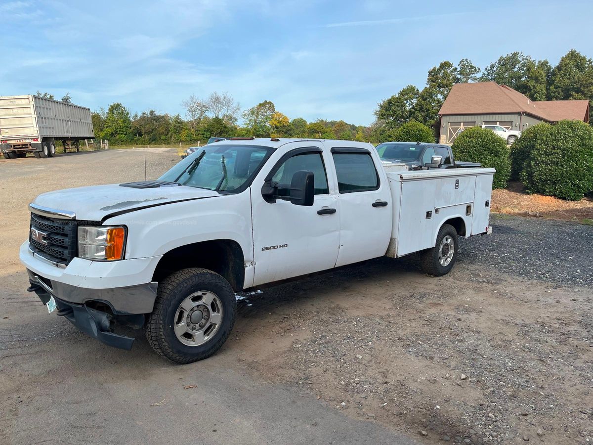 2012 GMC 2500 HD Service Truck | GovDeals