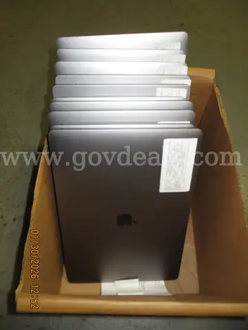 Lot of 10 Apple 2017 to 2021 MacBook Pro 15"/16" laptop