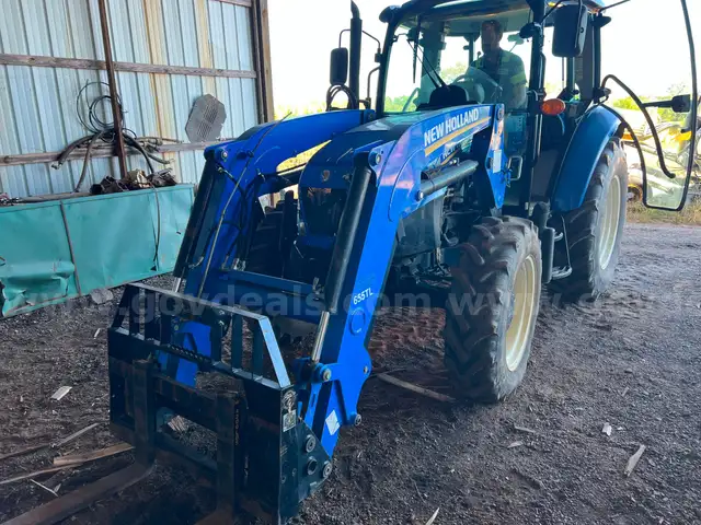 New Holland Powerstar T4.75 4WD Tractor