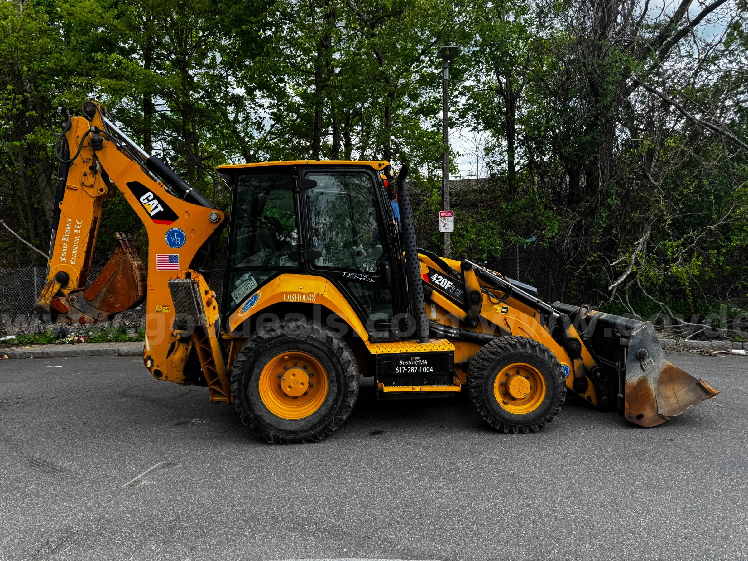 Photo of a 2016 Caterpillar 420F2 IT