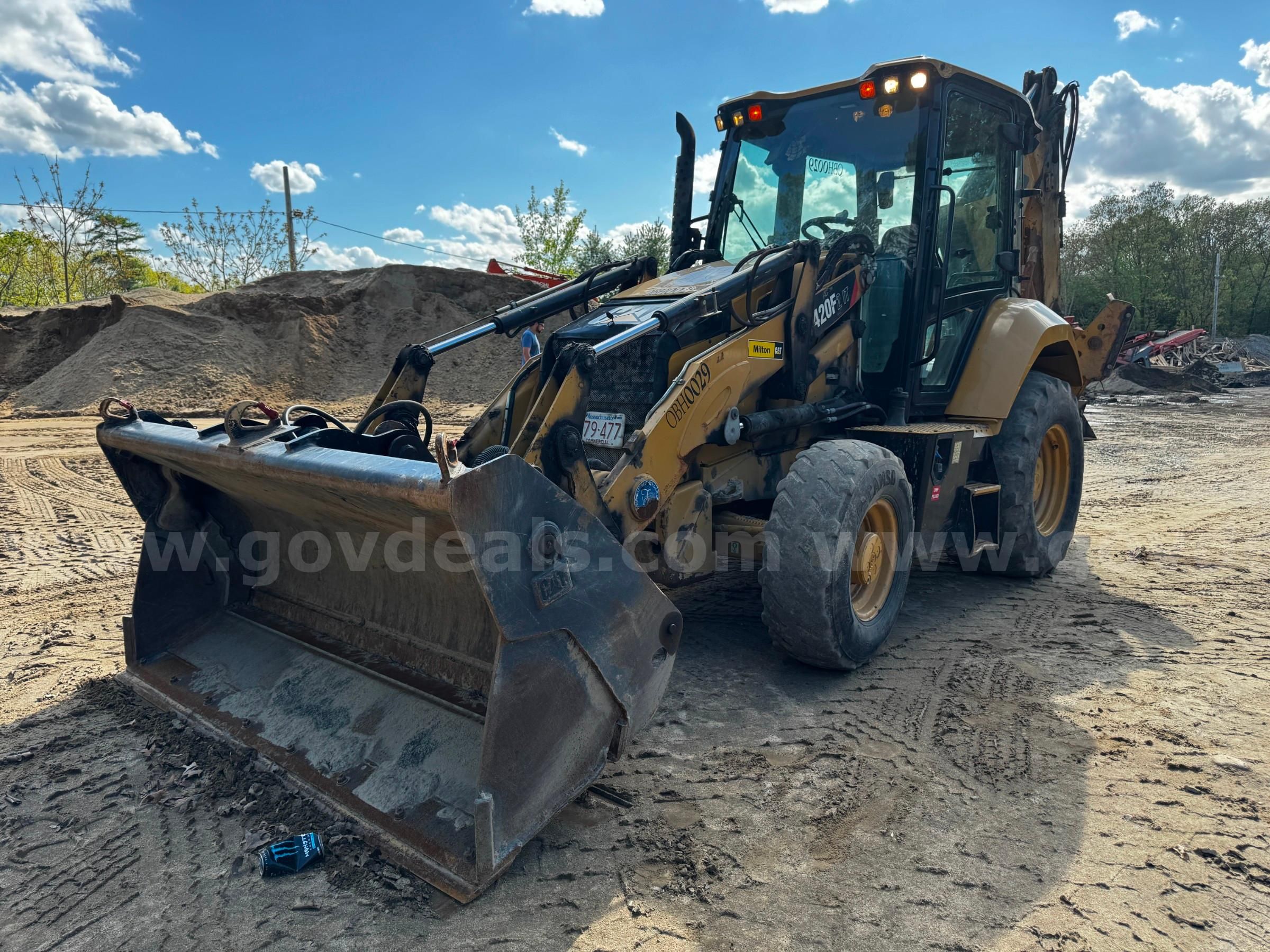 Photo of a 2018 Caterpillar 420F2 IT