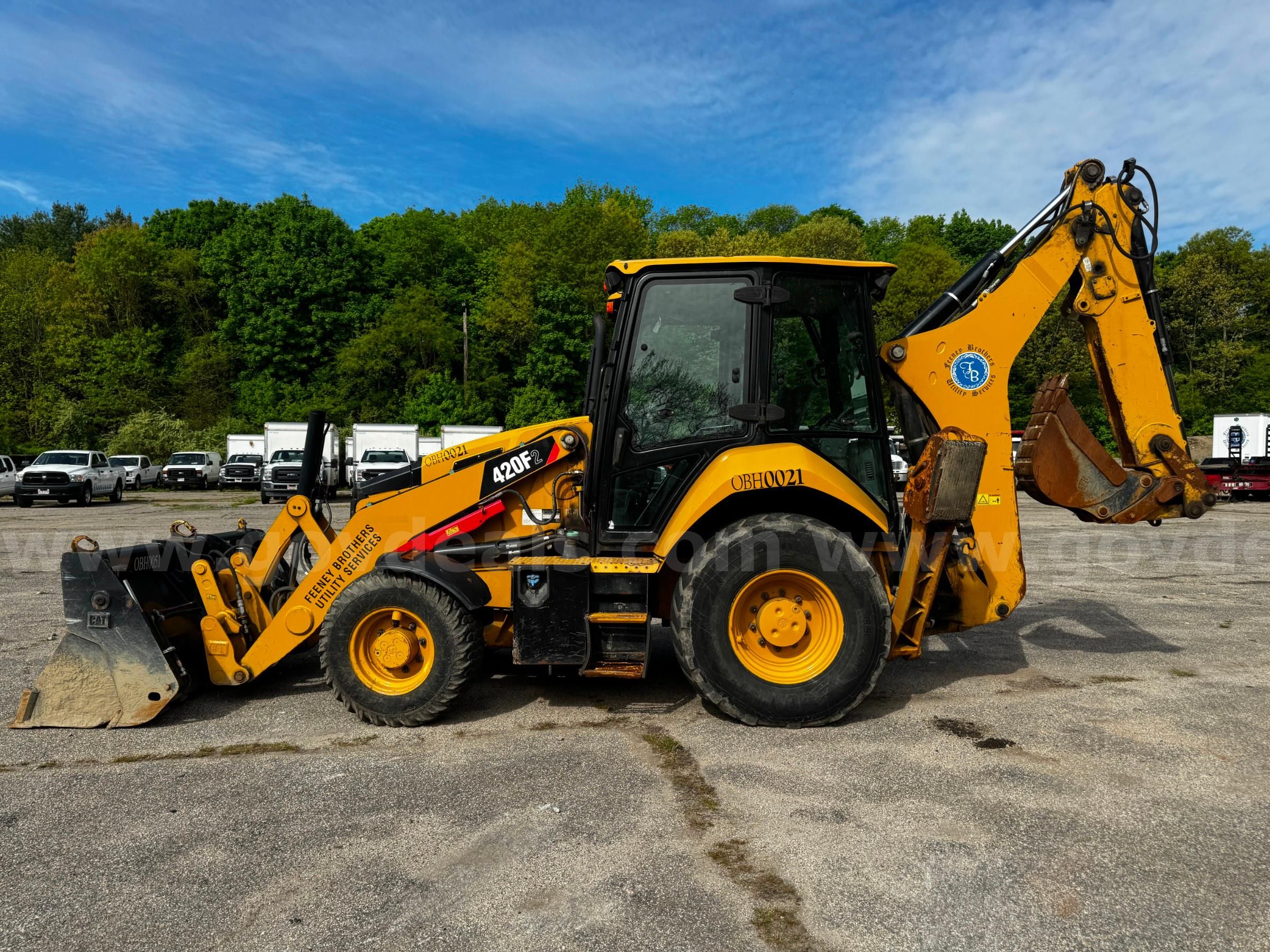 Photo of a 2016 Caterpillar 420F2