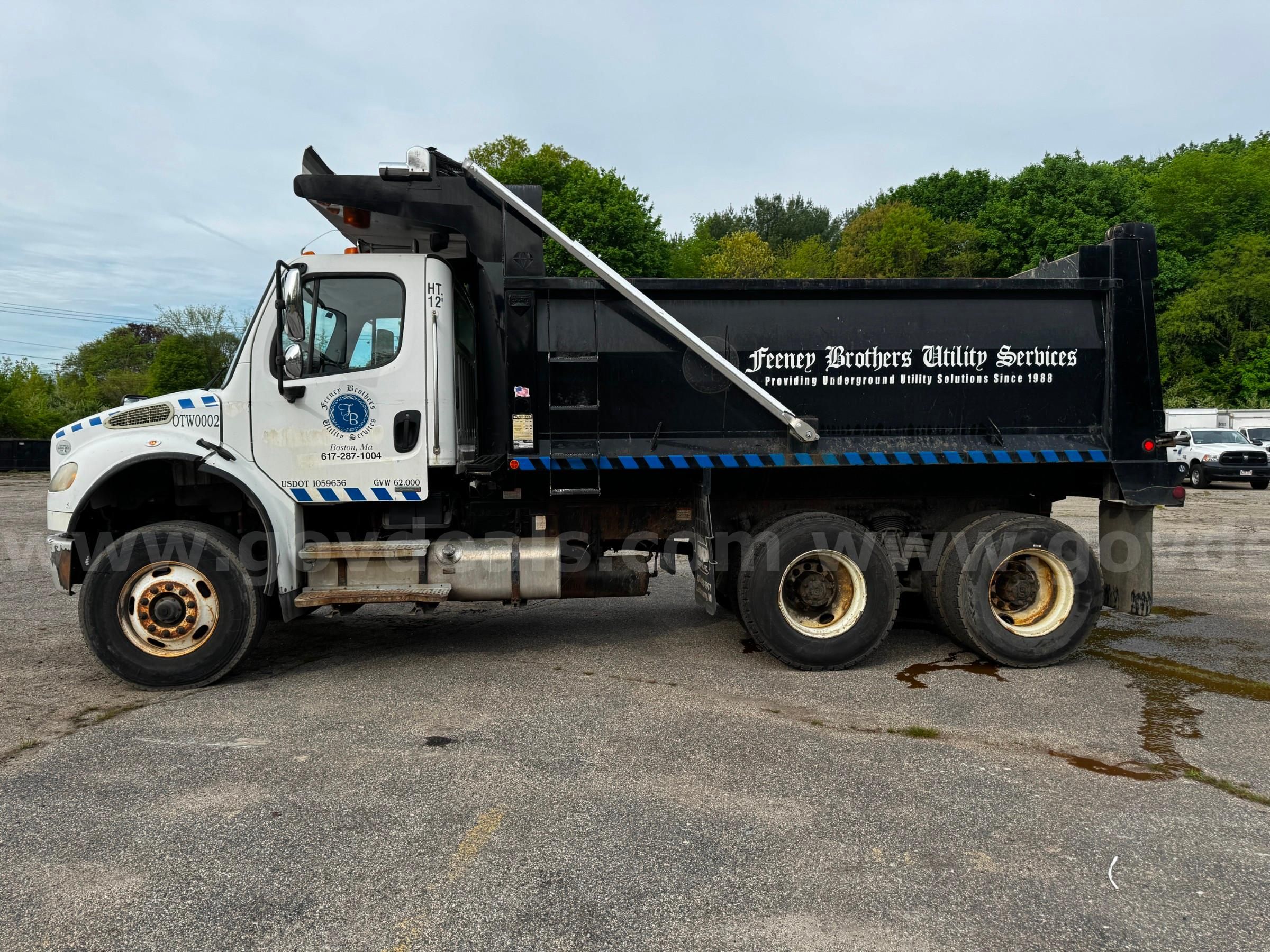Photo of a 2010 Freightliner Business Class M2