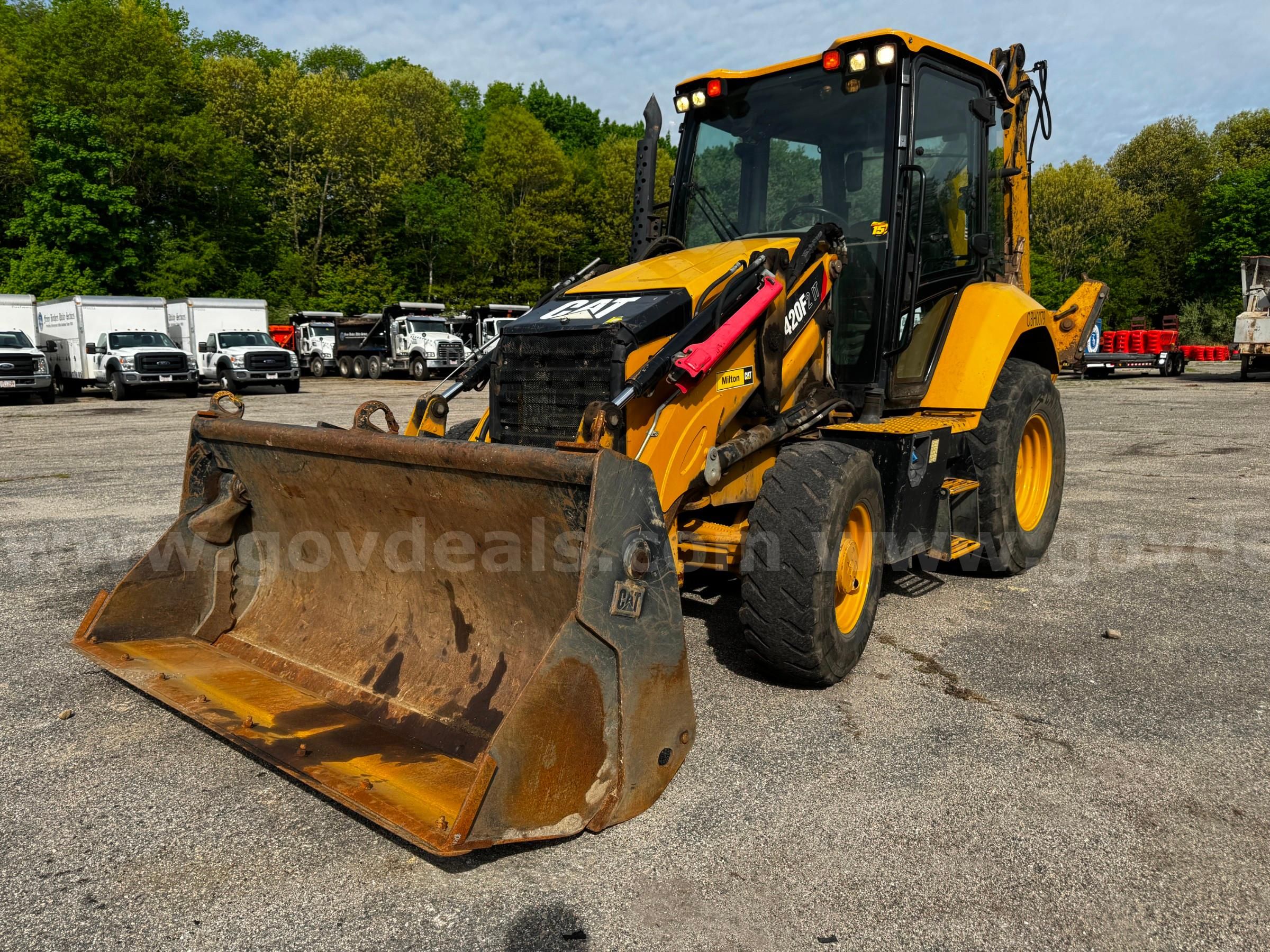 Photo of a 2016 Caterpillar 420F2 IT
