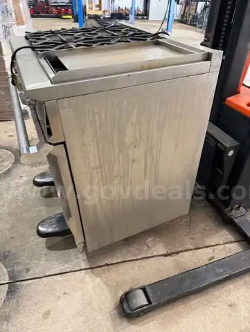 Hestan Gas Range Oven