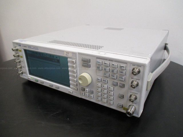 Agilent E4438C ESG Vector Signal Generator, 250kHz-1.0GHz | AllSurplus