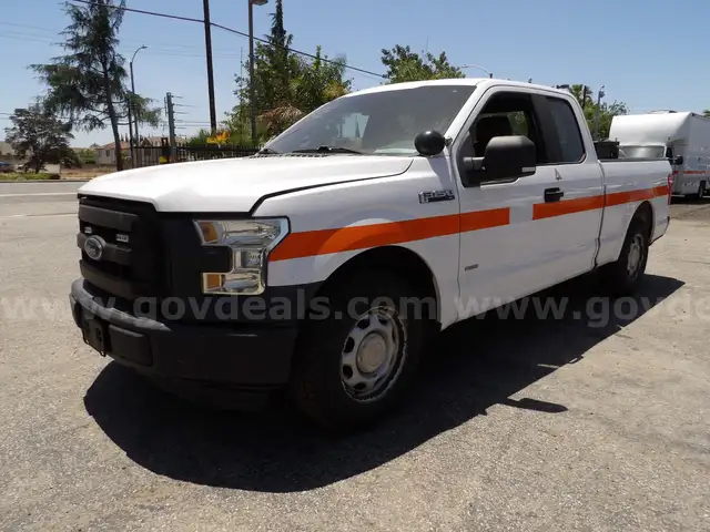 2016 Ford F-150 XL SuperCab 8-ft. 2WD