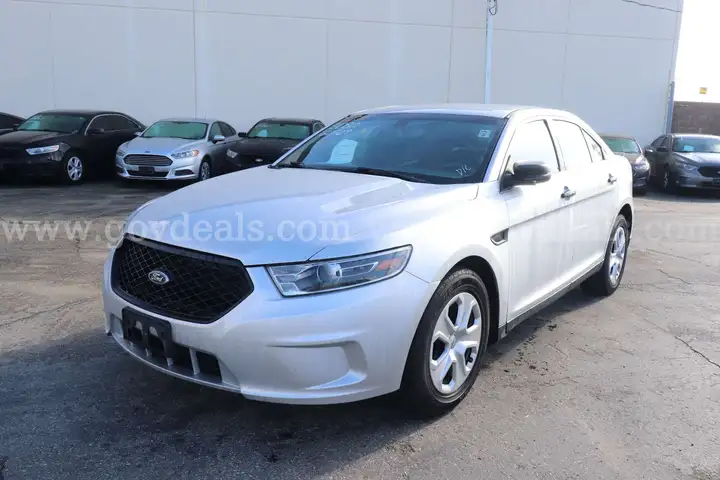 2019 Ford Taurus