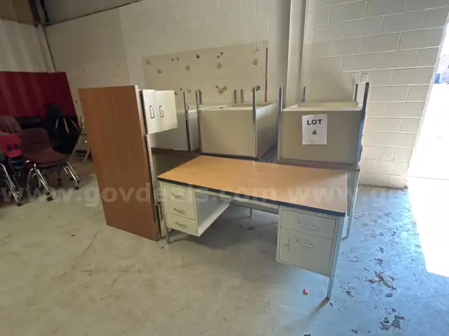 1 Lot of 8 Metal Teacher&#x27;s  Desks