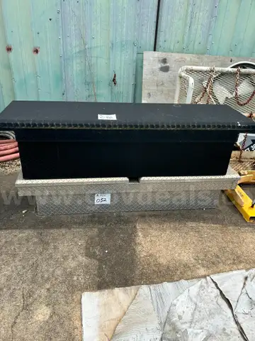 (2 ea) Aluminum truck toolboxes. See long description. Lot 052.