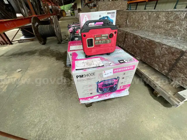(2) PowerMate Generators &#x26; (2) iPower Generators