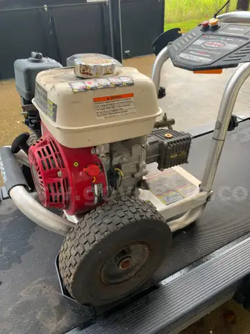 Simpson Pressure washer (only - no sprayer or hose)