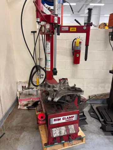 Coats Tire Machine Model #7065AX