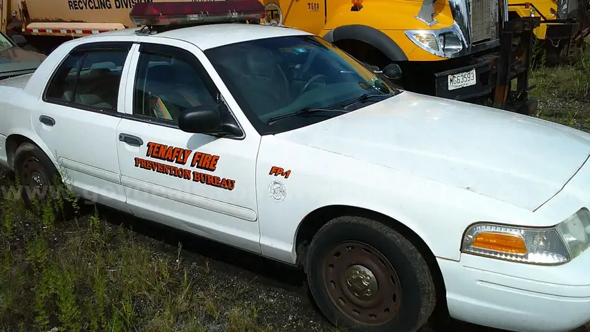 2003 Ford Crown Victoria