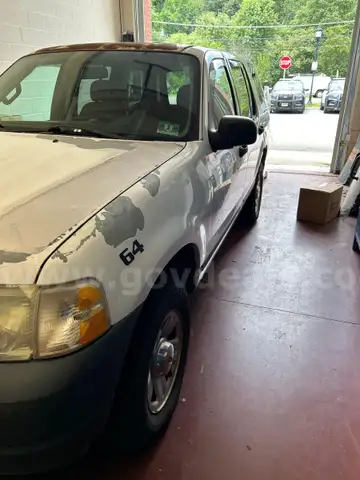 2005 Ford Explorer XLS 4.0L 4WD