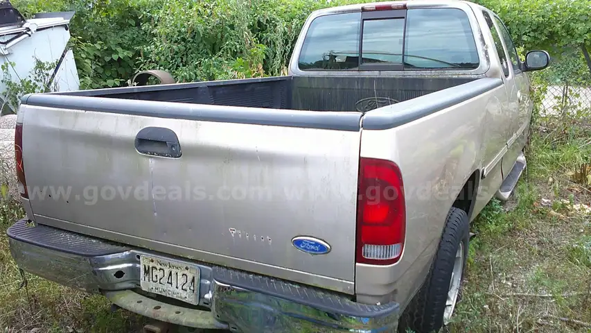 1997 Ford F-150 Pick Up Truck