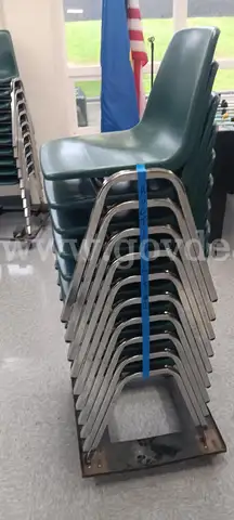 Lot of 10 Event Chairs