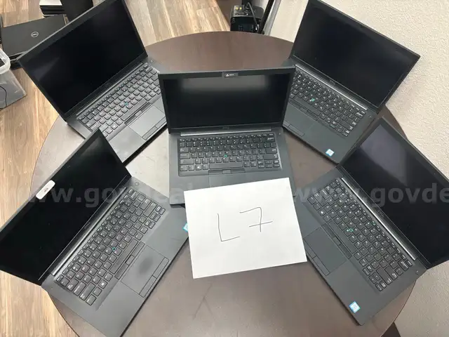 L-7 Five DELL Laptops