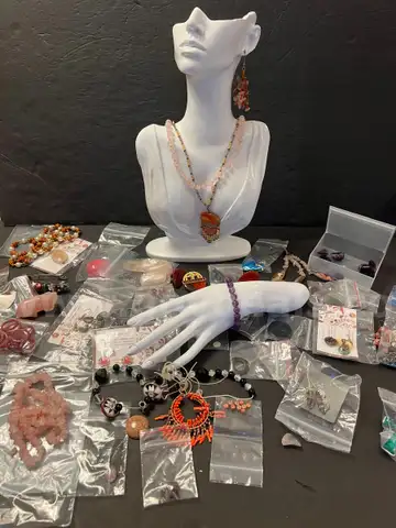 Remix Market -  Lot of Beaded &#x26; Natural Stone Jewelry &#x2013; Necklaces, Bracelets &#x26; Loose Stones