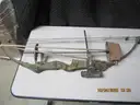 Remix Market - 2 Crossbows with Arrows
