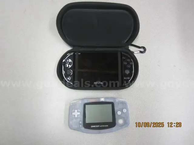 Remix Market - Sony PS Vita &#x26; Nintendo Game Boy Advance (Lot of 2 Handheld Consoles)