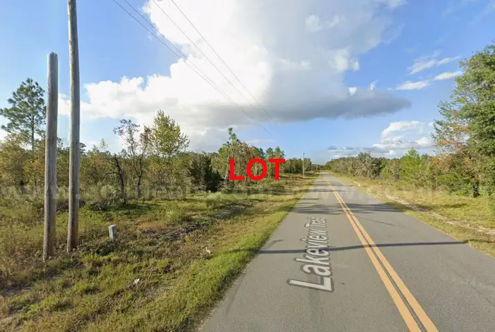 INTERLACHEN, FLORIDA - RES LOT ON PAVED RD - OWNER FINANCING!