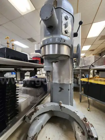Hobart 220v mixer