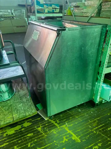 Ice Maker Storage Chest