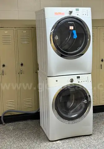 Stacking Washer/Dryer Set