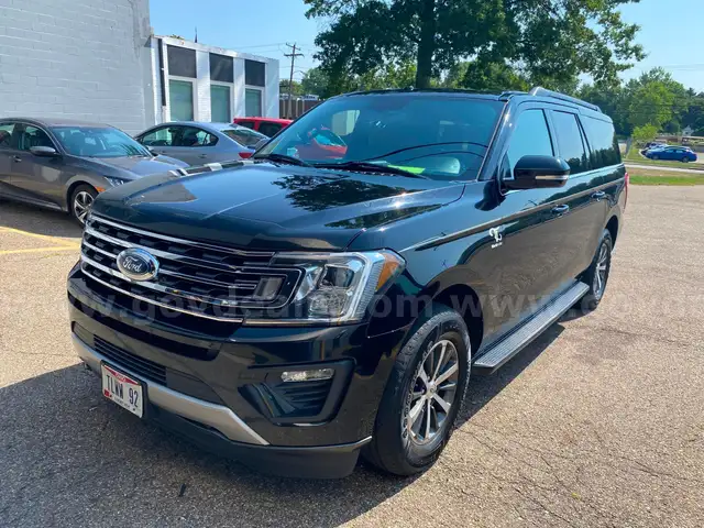 2018 Ford Expedition Max XLT 4WD Sport Utility Vehicle
