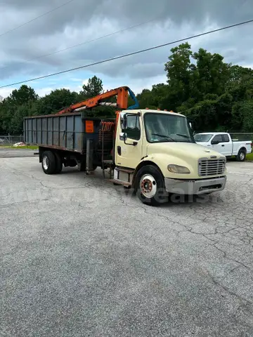 2007 Knuckle Boom Freightliner M2 106