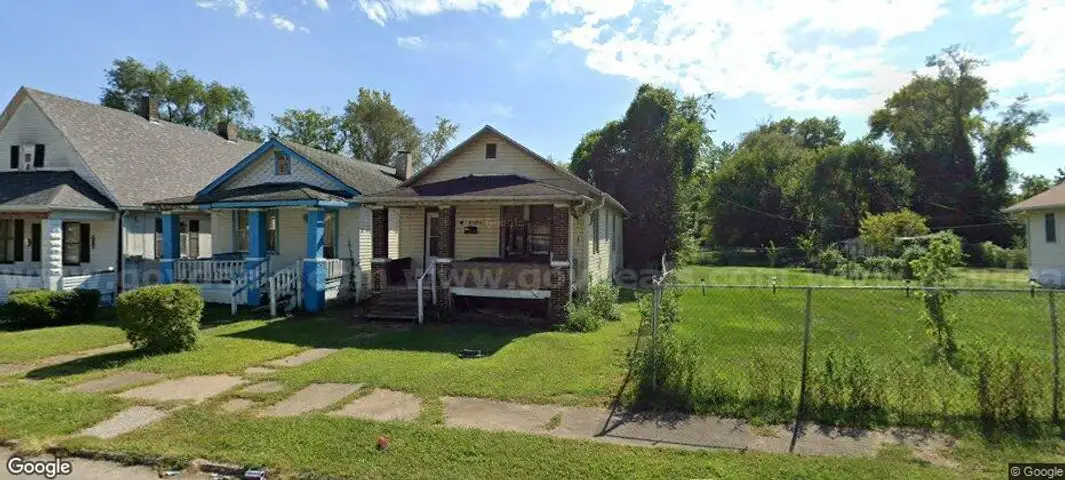 Attention Investors: Deeply Discounted Single Family House In East Saint Louis, IL.