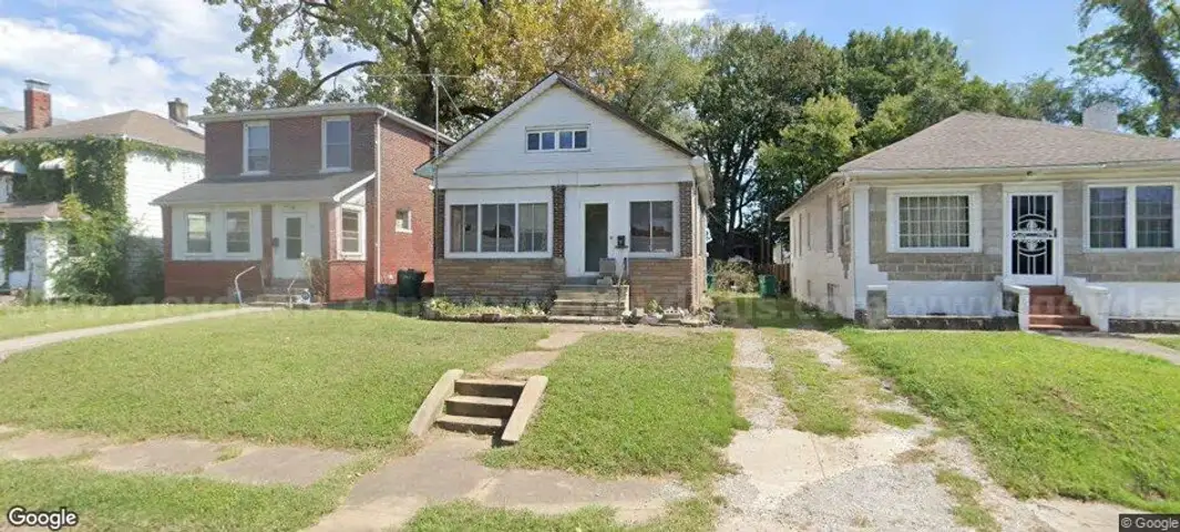 Great Investment&#x2013; Affordable Single-Family Fixer in Prime East Saint Louis Location