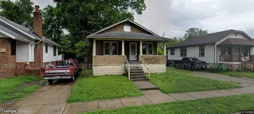 Affordable 3-Bedroom Fixer in East Saint Louis &#x2013; Prime Opportunity for Cash Flow or Flip Near Washington Park and Major