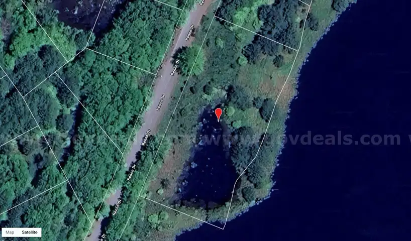 Attention Investors-Direct Lakefront in Lehman Twp PA &#x2013; Gated Community, Auction Deal!