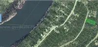 Holiday Island Lot on Hickory Ln &#x2013; 0.45 Acre Wooded Homesite by Lake &#x26; Marina &#x2013; Deep Discount