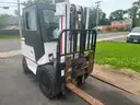 Yale GP-080 forklift with 8000 lbs max lifting capacity