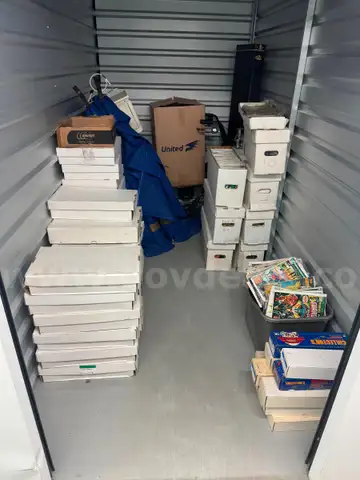 Storage Unit locker  - Trading Cards collectiables Comics and more
