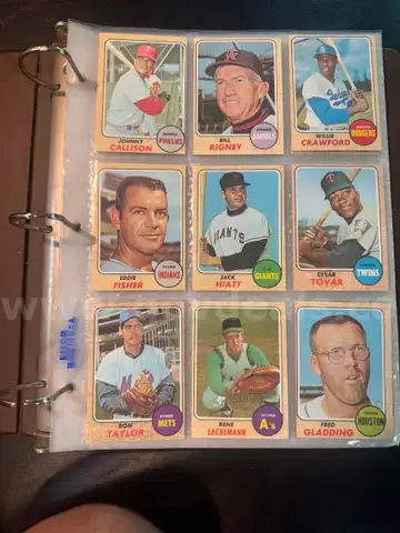 Vintage Collectible baseball trading cards