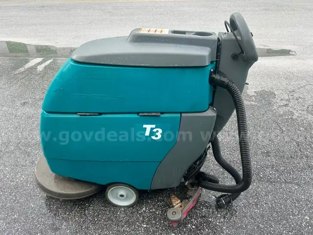 TENNANT T3 FAST FLOOR SCRUBBER CLEANER SWEEPER