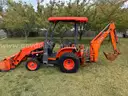 Kubota B26 TRACTOR LOADER BACKHOE 4x4