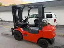 Toyota 7FGU25 Solid Tired Forklift