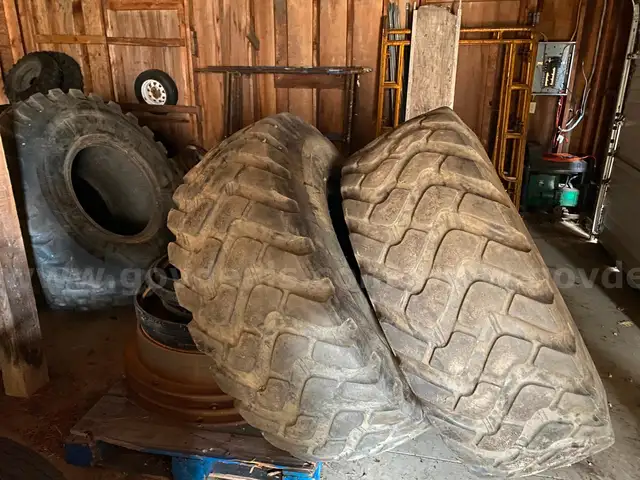 Set of 4 1995 Loader Tires