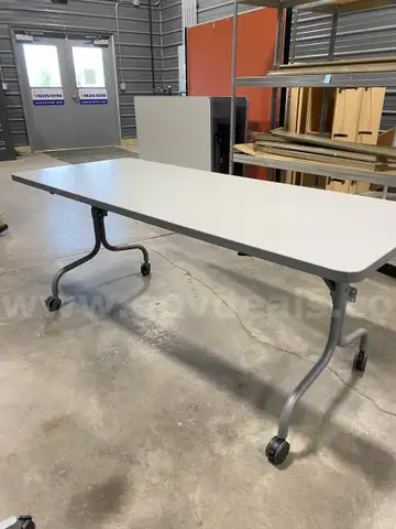 Foldable Tables